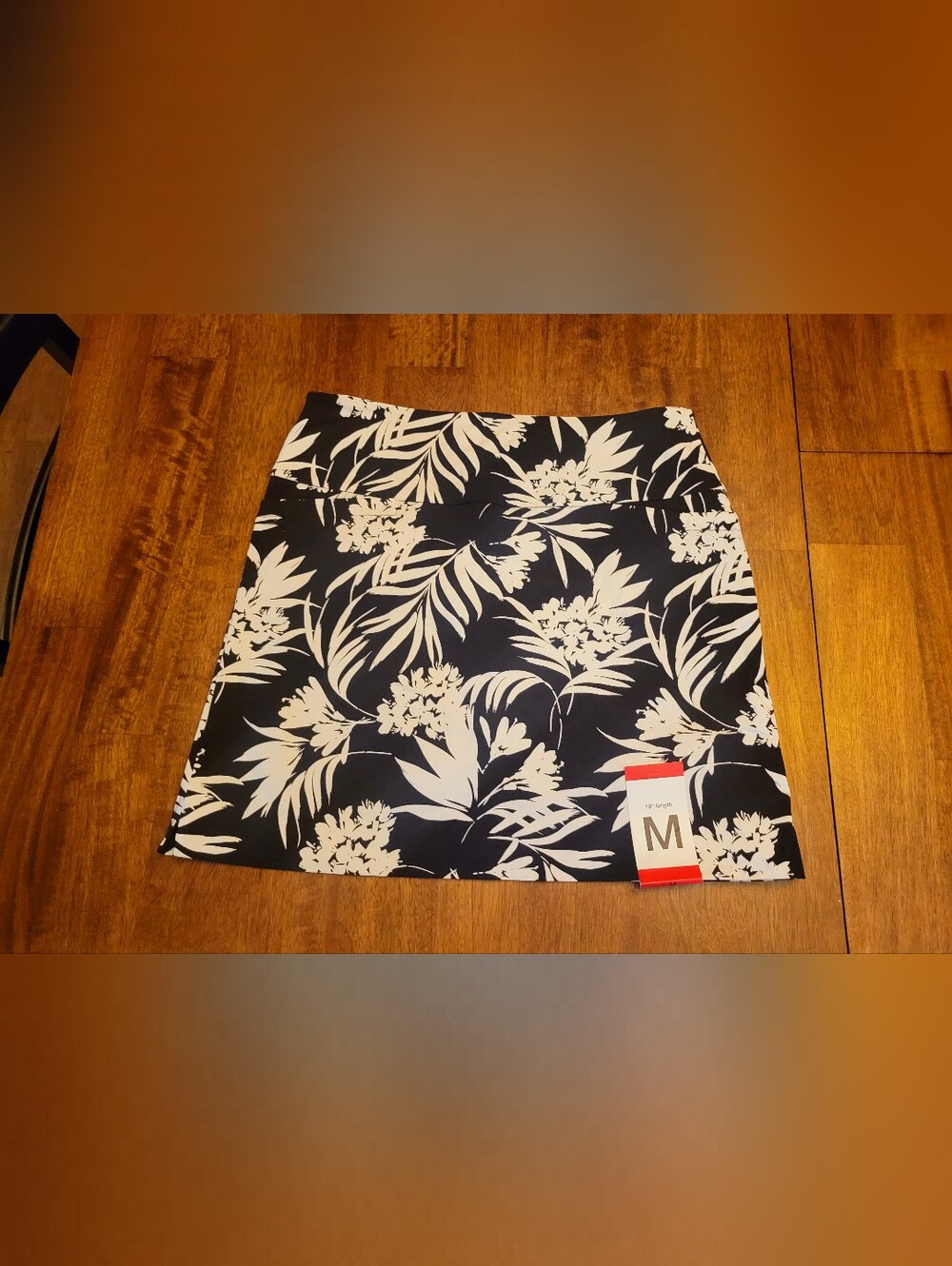 Women’s Black and White Floral Midi Skirt